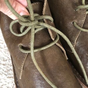 New Geewalle brown leather Chukkas boots